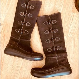 Rocket Dog chocolate calf winter boots. Size 8 1/2